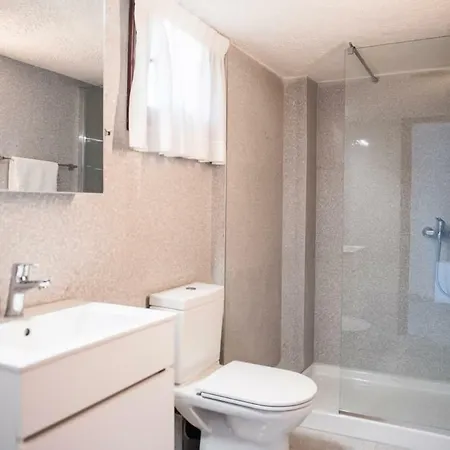 White Blossom #fourka Nyaraló